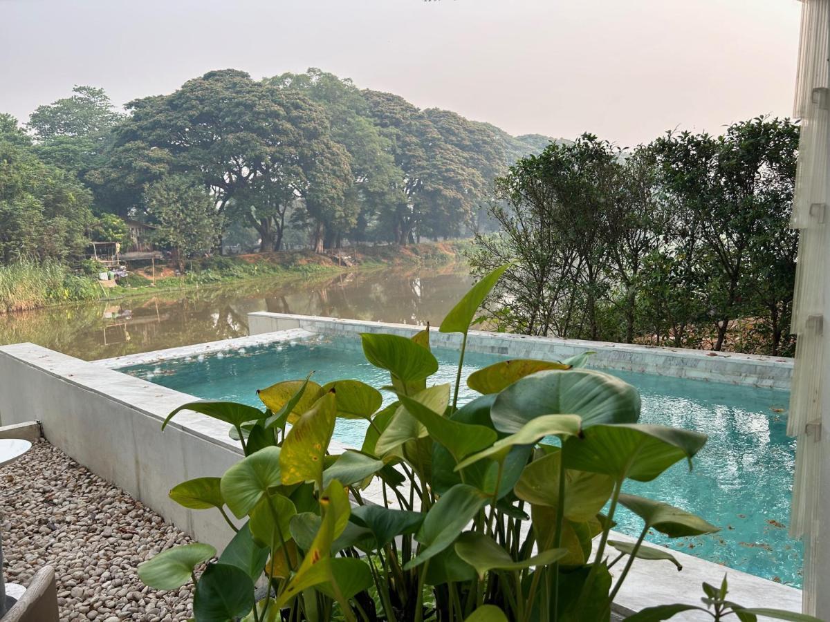 Little Shelter Hotel Chiangmai Sha Plus Чиангмай Екстериор снимка