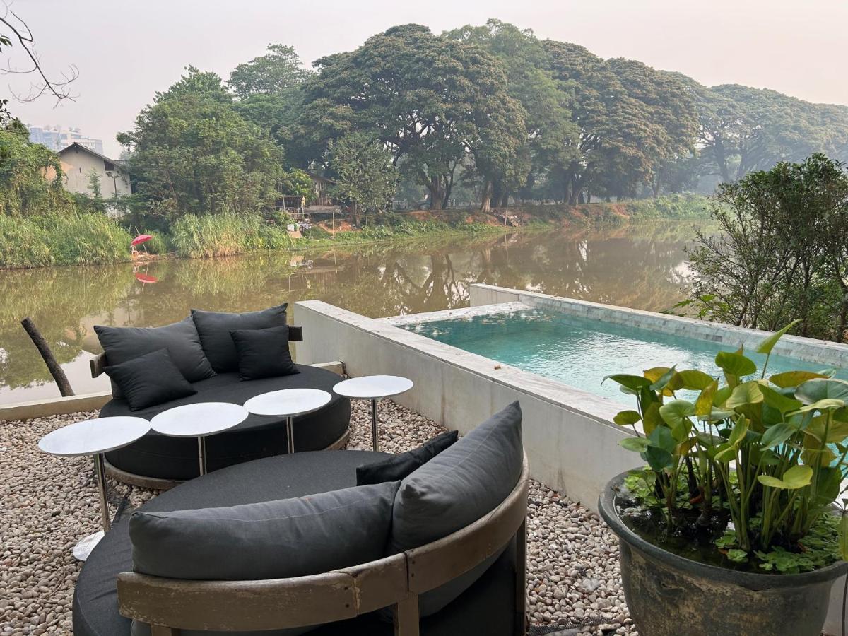 Little Shelter Hotel Chiangmai Sha Plus Чиангмай Екстериор снимка