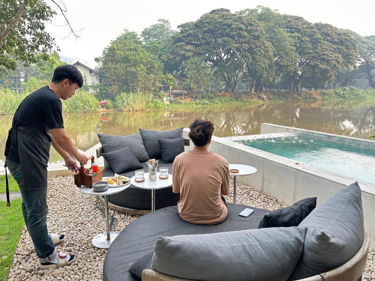 Little Shelter Hotel Chiangmai Sha Plus Чиангмай Екстериор снимка