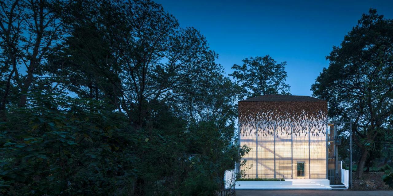 Little Shelter Hotel Chiangmai Sha Plus Чиангмай Екстериор снимка